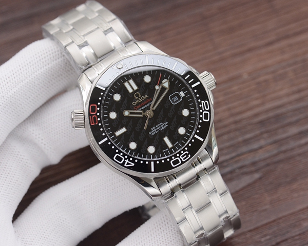 オメガ時計正面デザイン